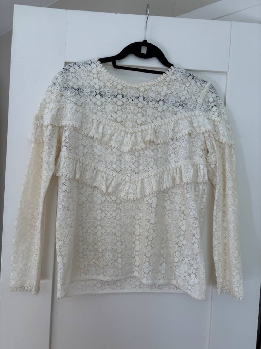Sezane Cream Lace Ruffle Long-Sleeve Blouse